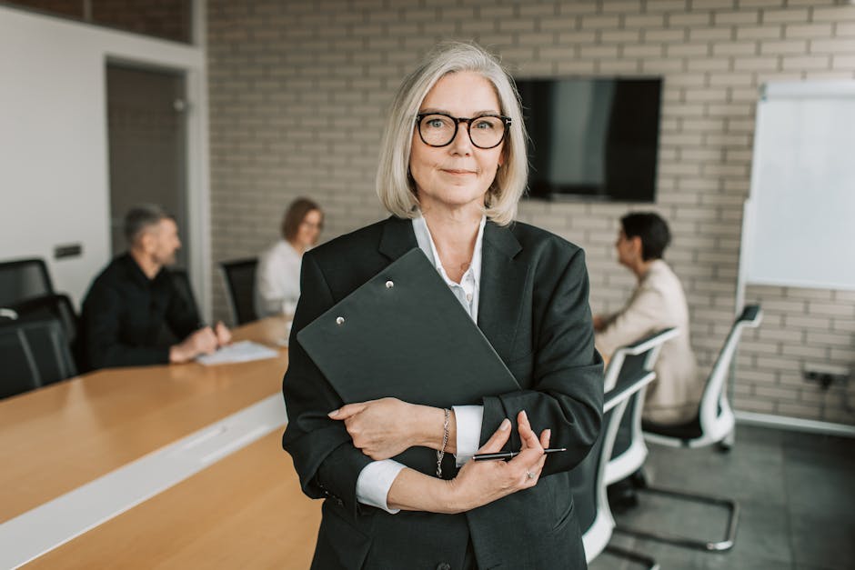Fractional Executive Roles: A Guide for Experienced Leaders Over 50
