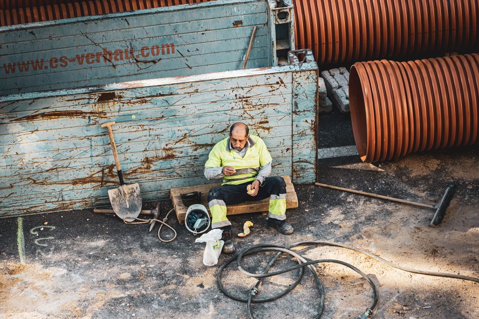 Industries That Hire Experienced Workers: Where Your Credentials Still Matter