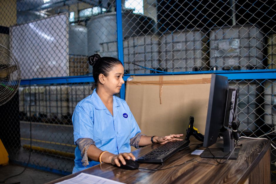 Adjacent Career Moves: How to Shift Industries Without Going Back to Entry Level