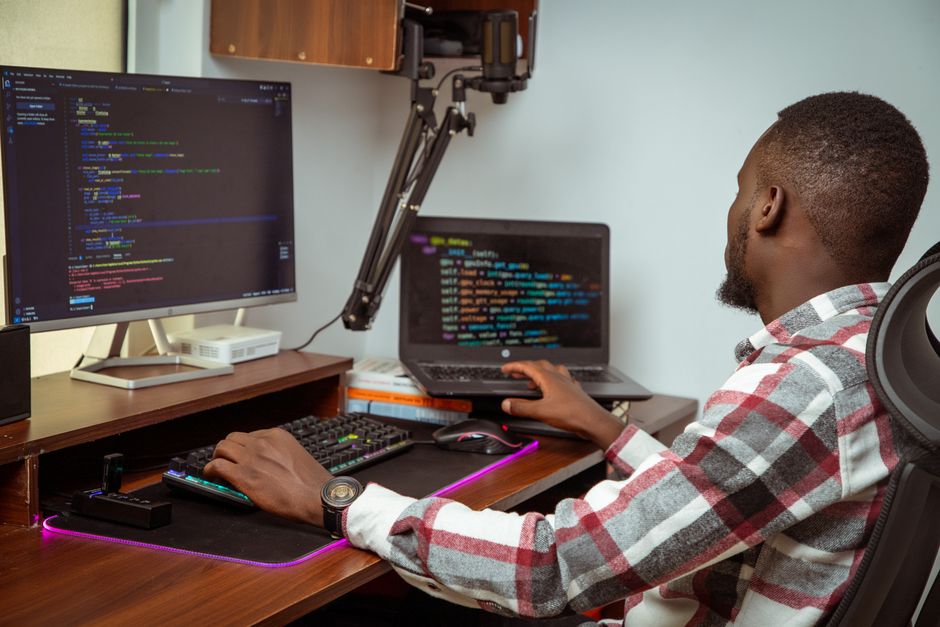 Return-to-Work Programs for Experienced Professionals: Where Companies Actually Value Experience in 2026